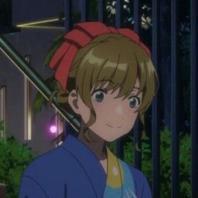 丈夫欠赌债女子带3岁女儿摆摊赚钱
